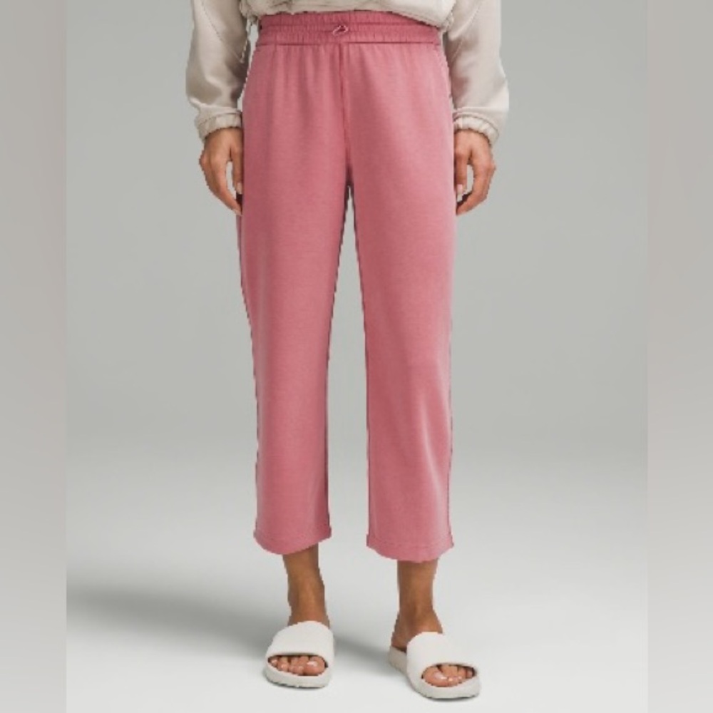 Lululemon Softstreme High-Rise Crop Pants Briar Rose NWT Size 12 (DISCONTINUED)